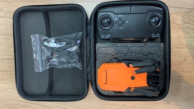 居然還送了VR頭顯 我在拼多多上花150買了臺無人機-4481