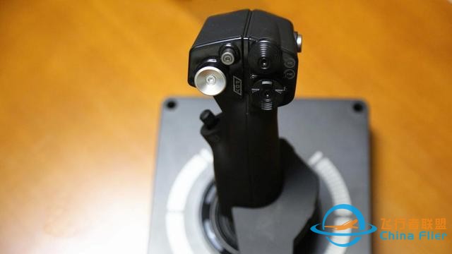 反饋?zhàn)钫鎸?shí)的飛行搖桿 羅技HOTAS系列飛行模擬控制器評(píng)測(cè)-6310