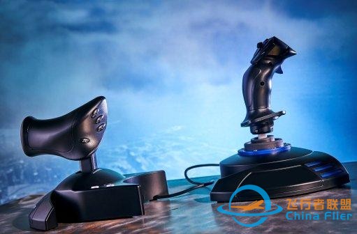 圖馬思特發(fā)布旗下首款PLAYSTATION 4 系統(tǒng)官方搖桿-6244