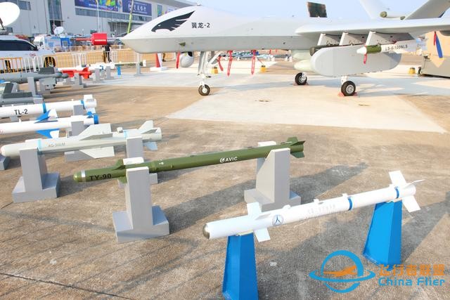 解放軍先進無人機集中出現(xiàn)，我國無人機技術優(yōu)勢進一步擴大-4976