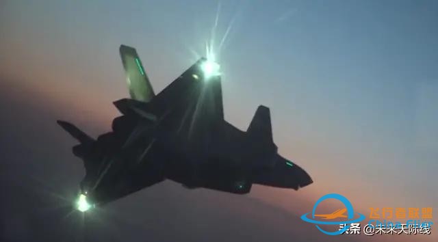 飛行知識，飛機夜間飛行靠什么導航？-5001