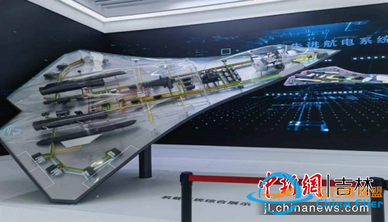 逛2023年空軍航空開放活動·長春航空展展館 近觀前沿科技與先進裝備-8804