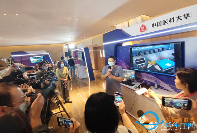 江西南昌：2022世界VR產業大會展會火熱布展-6574